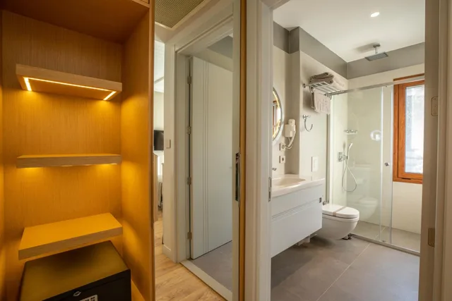 غرفة بسرير مزدوج بشرفة، Baleze Boutique Hotel 8/8