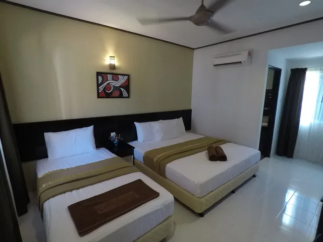 غرفة ديلوكس بسرير كوين وسرير فردي، Langkawi Anjung Villa 1/4