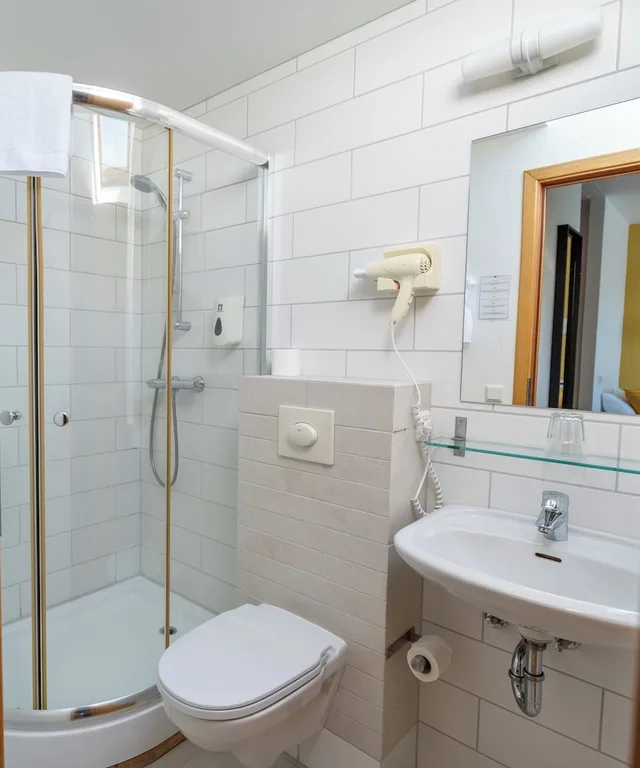غرفة مفردة، Hotel Breiodalsvik 14/17