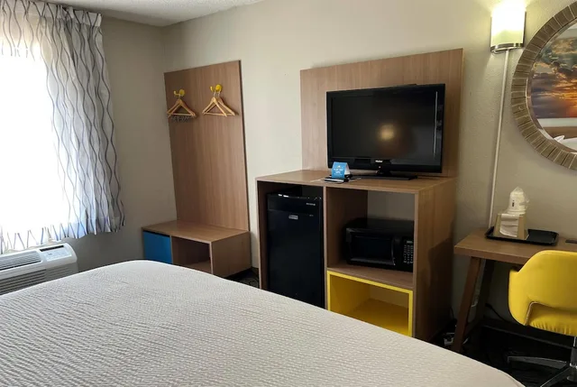 غرفة قياسية بسرير كينج، Days Inn by Wyndham West Des Moines / Clive 6/10