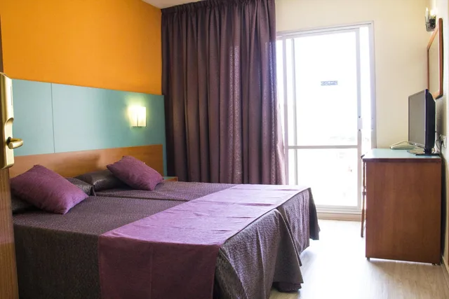 غرفة بسريرين منفصلين، Papi Hotel 1/4