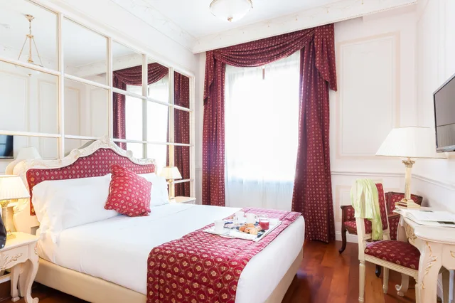 غرفة سوبيريور بسرير مزدوج، Radisson Blu Ghr Hotel Rome 3/5