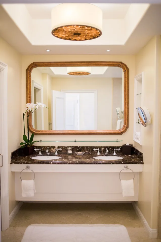 غرفة بسرير كينج بشرفة، Four Seasons Residence Club Aviara North San Diego 5/5