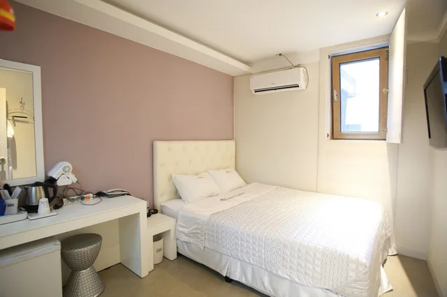 Standard, Double Bed, Hotel MIDO Myeongdong 1/4