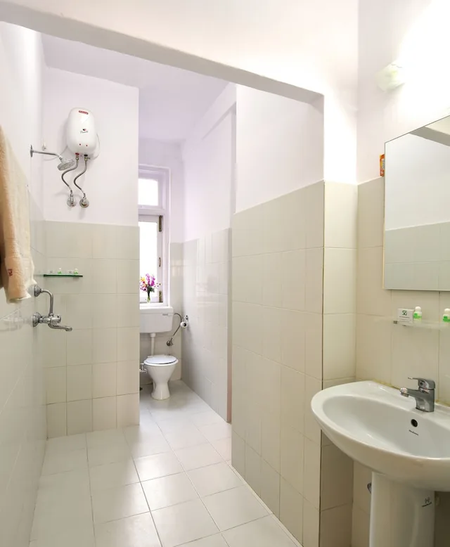 غرفة ديلوكس بشرفة بإطلالة جزئية على البحر، Sea Green Hotel 3/3