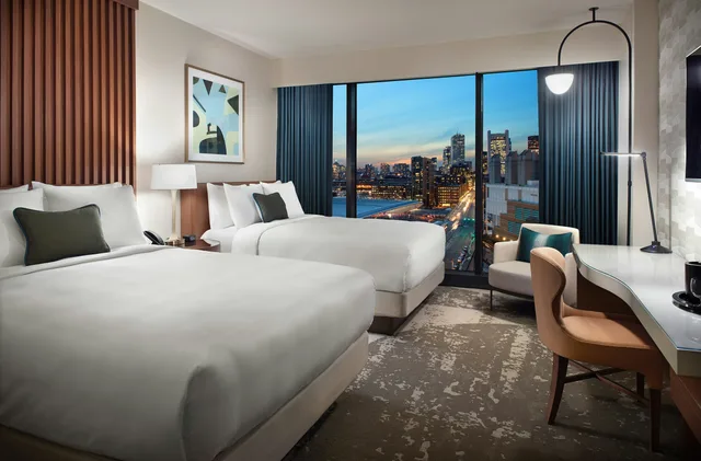 Deluxe, 2 Queen Beds, Patron Tower، Omni Boston Hotel at the Seaport 1/9