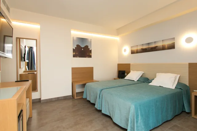 غرفة سوبيريور بسرير مزدوج أو سريرين منفصلين، Don Pepe Hotel - Adults Only 1/1