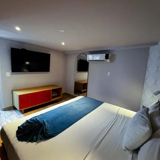 جناح سوبيريور، Oliva Plaza Hotel 2/8