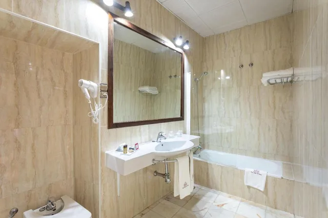 غرفة سوبيريور بسريرين منفصلين، Sao Joao de Deus by RIDAN Hotels 6/6