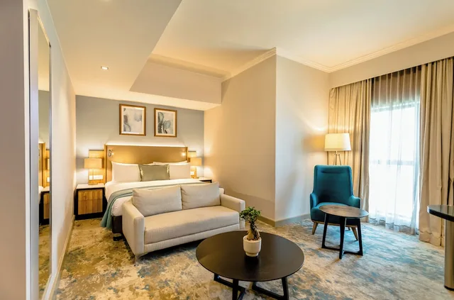 Junior Suite, Studio, King Bed، Southern Sun Sandton 1/4