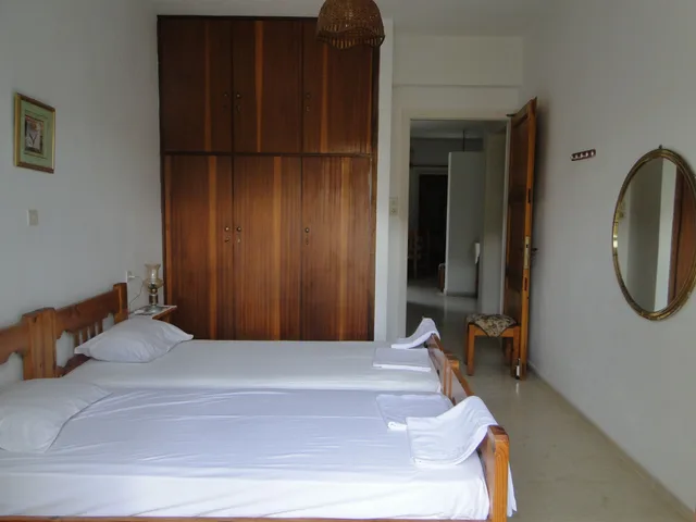 شقة بسريرين منفصلين بغرفة نوم واحدة مع أريكة، Paradise Inn 2/2