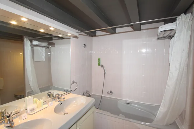 جناح دوبلكس، Golden Tulip Cannes de Paris 5/7