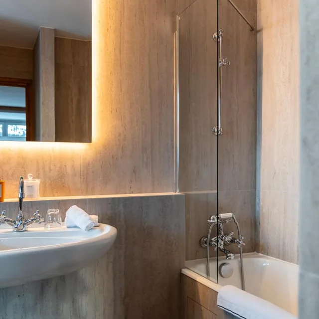 Slope, Prestige, Double or Twin Bed, with View, ALPES HOTEL PRALONG 8/10