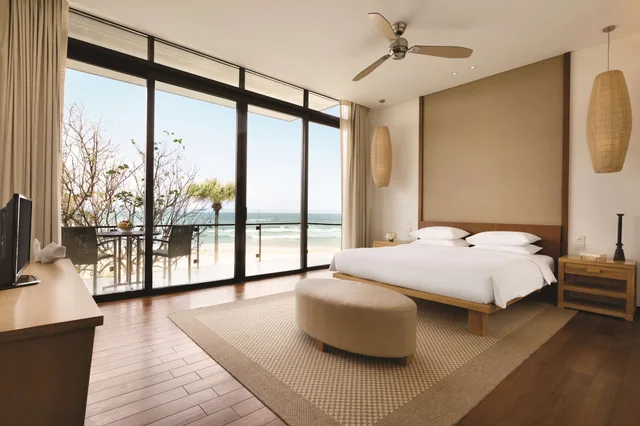 فيلا بسريرين منفصلين وسريرين كينج بإطلالة على البحر بـ3 غرف نوم بمسبح خاص، Hyatt Regency Danang Resort And Spa 4/8