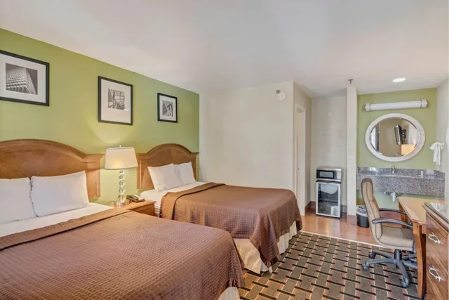 غرفة أساسية بسريرين مزدوجين، Savannah Garden Hotel 2/6