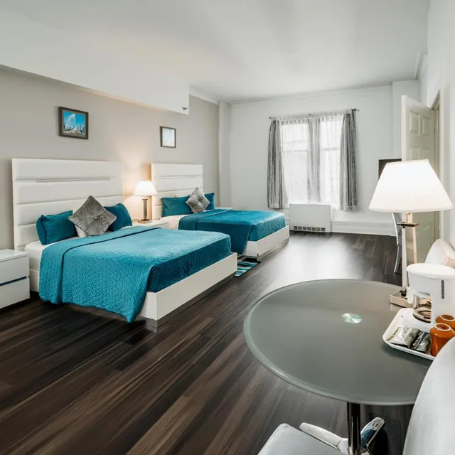 غرفة بسريرين مزدوجين لذوي الإعاقة، The Congress Plaza Hotel 6/7