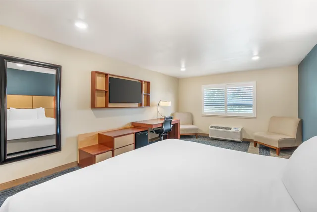 غرفة بسرير مزدوج لذوي الإعاقة، Best Western Plus Clocktower Inn 1/4