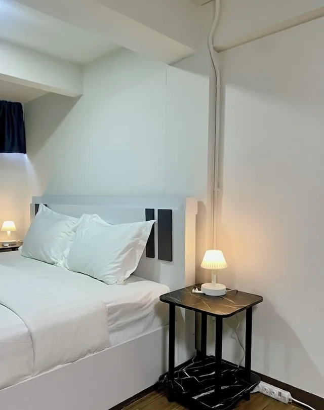 غرفة قياسية بسرير كينج، 3Laan House 2/3