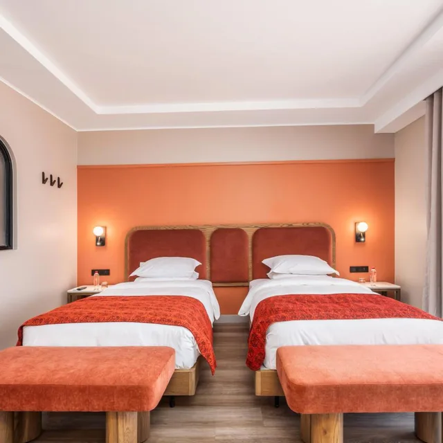 غرفة قياسية بسريرين منفصلين لغير المدخنين، Courtyard Gqeberha 5/9