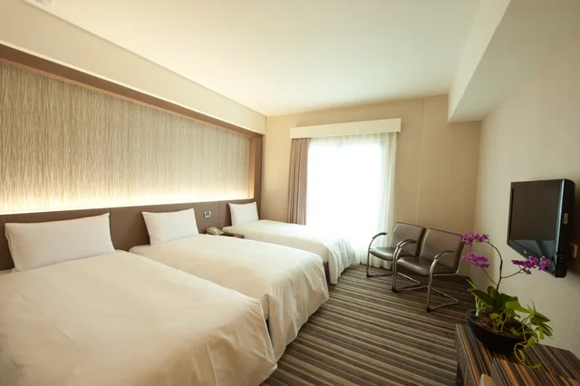 غرفة قياسية ثلاثية، Lishiuan International Hotel 1/1