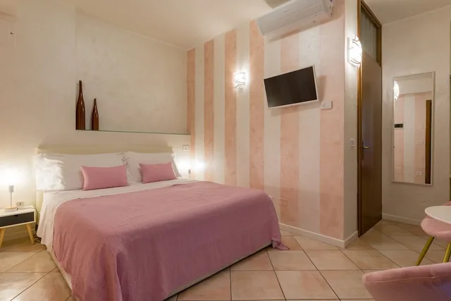 غرفة قياسية بسرير كوين، Giardino Giusti House and Court 3/10