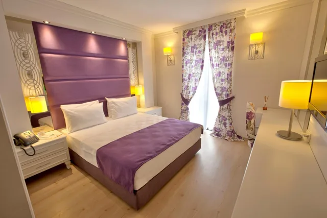 غرفة بسرير مزدوج بإطلالة على البحر، Baga Hotel 4/9