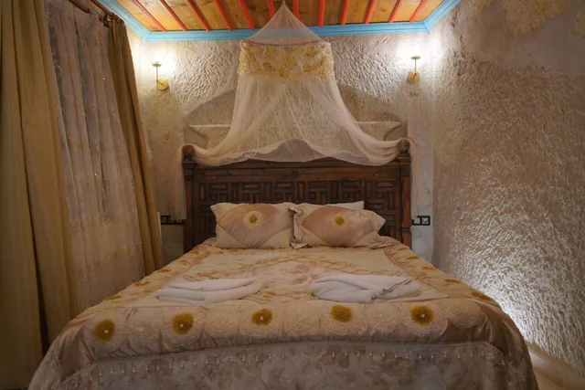 جناح بجاكوزي، Travel Inn Cave Hotel 1/10