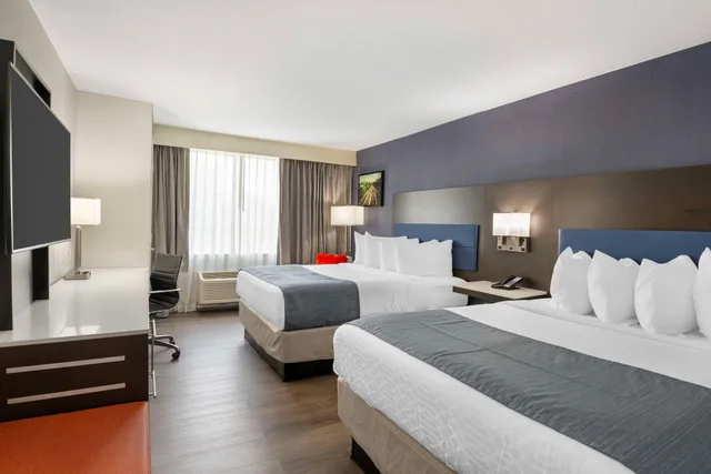 غرفة رباعية لذوي الإعاقة، Best Western Premier Richmond City Gateway 1/2