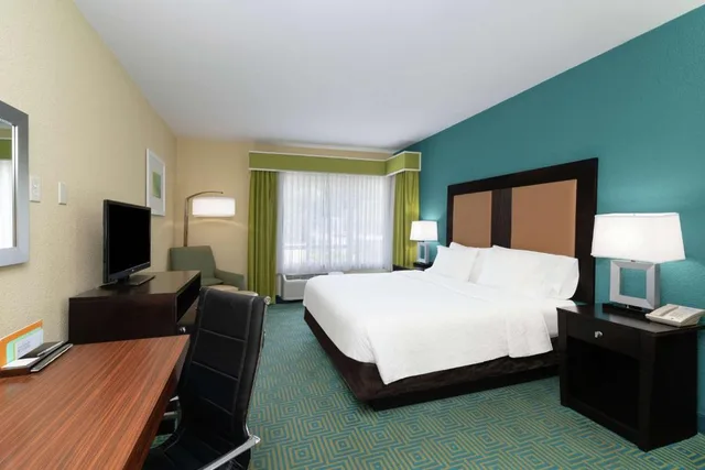 جناح بريميوم بسرير كينج، Hilton Garden Inn Dalton 1/1