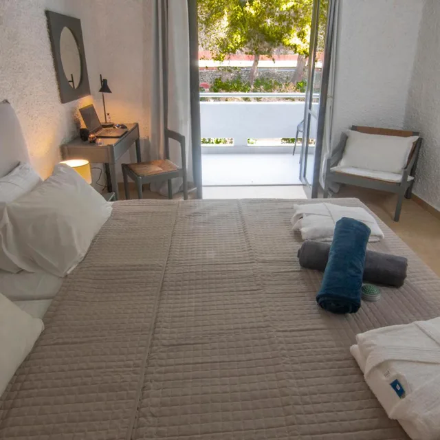 غرفة بسرير مزدوج أو سريرين منفصلين بإطلالة على الحديقة، Apollo Resort 9/10