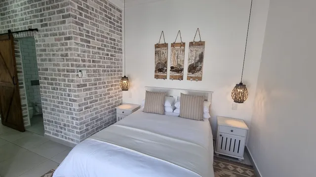 شقة كومفورت بسرير كوين بإطلالة على الفناء بشرفة بغرفة نوم واحدة، Lalapanzi Guest House 8/10