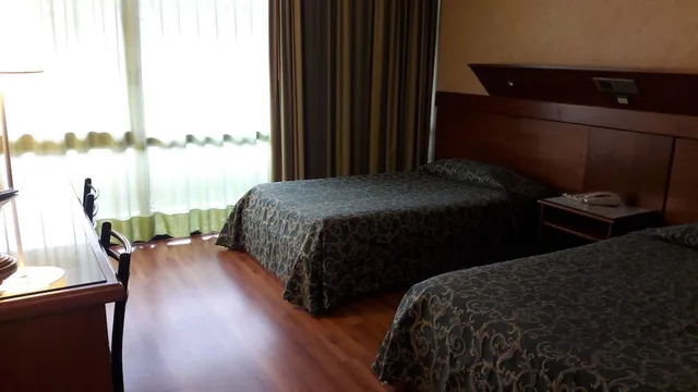 Romantic, Double Bed, Lake Side, Lake View، Hotel Lago Verde 2/2