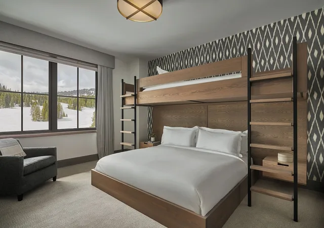 Resort, 2 Queen Beds، Montage Big Sky 2/2