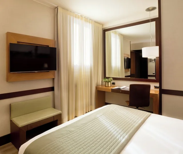 غرفة سوبيريور بسريرين منفصلين، Starhotels Ritz 4/10