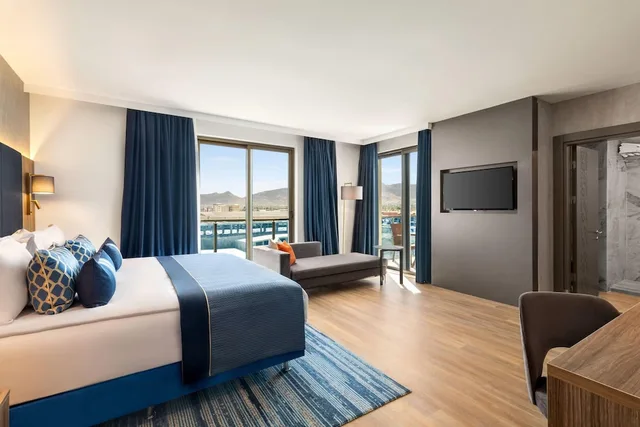 غرفة تنفيذية بسريرين منفصلين، Wyndham Afyonkarahisar Thermal and Spa 3/4