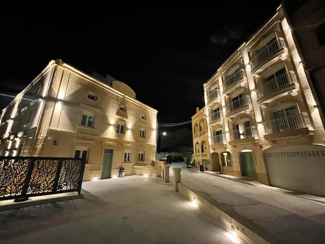 غرفة عائلية رباعية، The Segond hotel 1/1