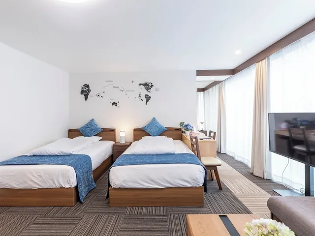 غرفة عائلية بسريرين منفصلين وسرير كينج وسرير فردي مع أريكة، Sakuragawa Riverside Hotel 6/10
