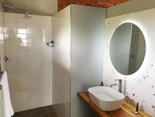 جناح فاخر، Klein Karoo Game Lodge 6/8