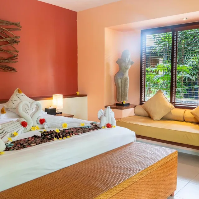 غرفة قياسية بسرير كينج بإطلالة على المسبح، Villa Sabandari 2/9