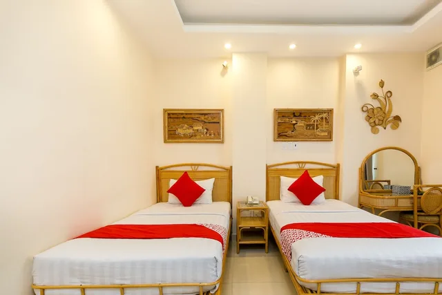 Comfort, Twin Beds, Calmette Hotel 3/3