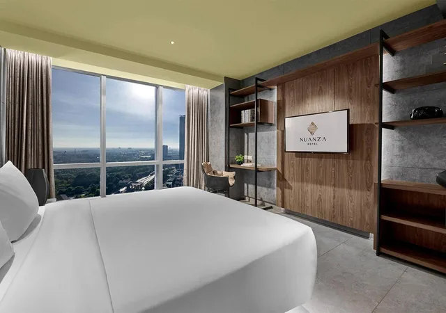 Designer, Double Bed، Nuanza Hotel and Convention Cikarang 3/8