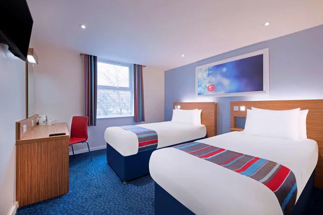 Family, Triple, Multiple Beds، Travelodge Dublin Airport North - Swords 1/3