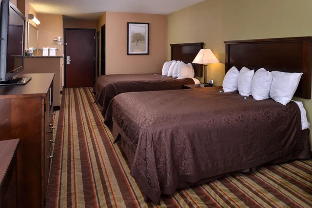 غرفة بسريرين كوين لذوي الإعاقة، Best Western Wilsonville Inn & Suites 1/4