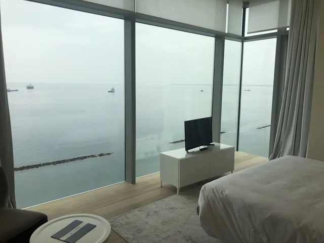 جناح تنفيذي بسريرين مزدوجين بإطلالة على البحر بـ3 غرف نوم، Olympic Residence Deluxe Apartment 1/4