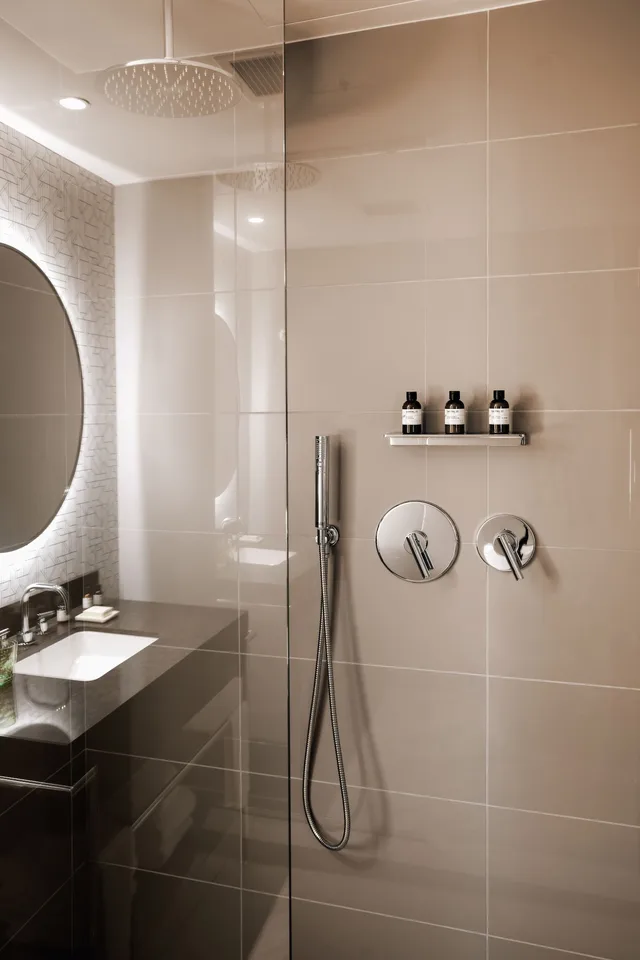 جناح بسرير كينج مع أريكة، ette luxury hotel & spa - Near Disney Theme Parks 2/2
