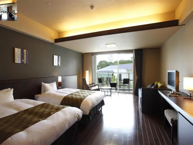 غرفة بسريرين منفصلين تُحدَّد عند الوصول، HOTEL WELLSEASON HAMANAKO 1/2