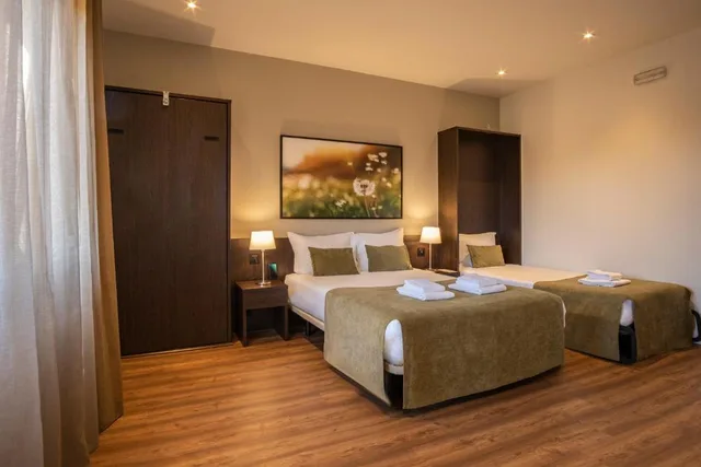 غرفة عائلية، Riversuites 3/5