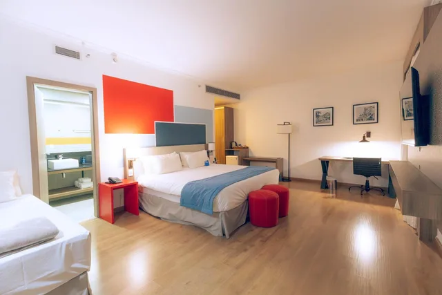 غرفة سوبيريور عائلية بسرير كوين وسرير فردي، Tryp By Wyndham Ribeirao Preto 1/5