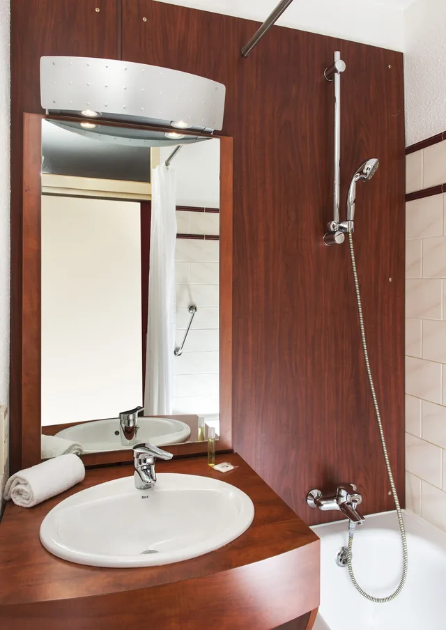 غرفة بسرير مزدوج، Brit Hotel Nantes La Beaujoire - L Amandine 10/10