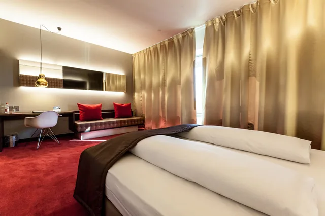 غرفة تنفيذية بسرير كينج، Airport Hotel Basel 1/4